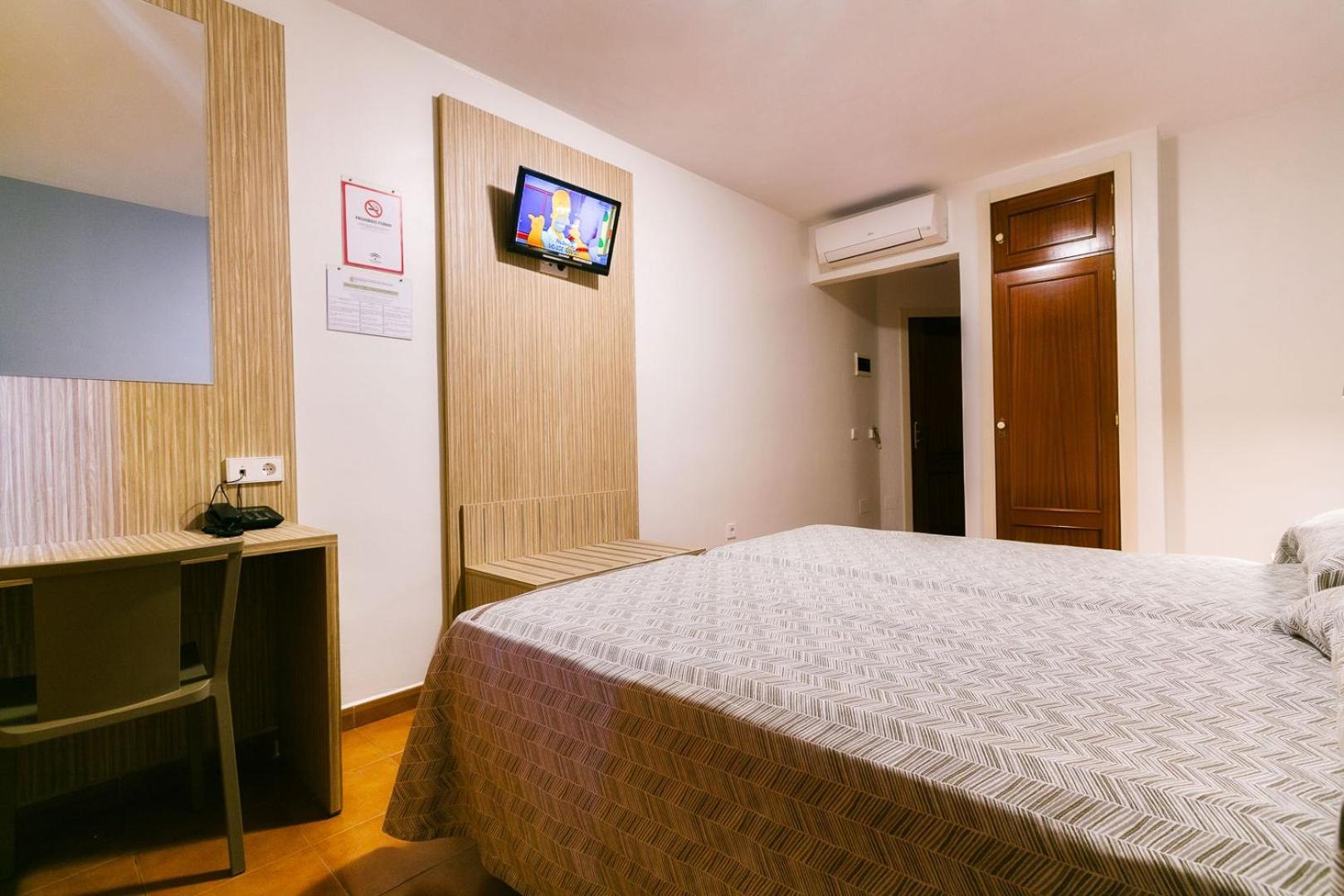 Hotel Galicia Фуэнхирола Экстерьер фото