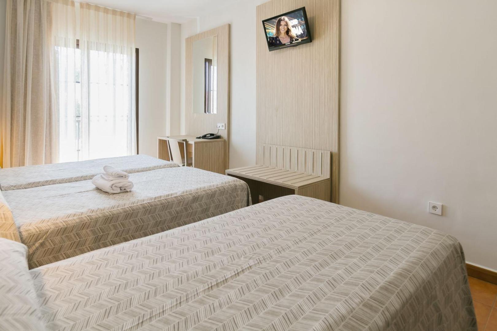 Hotel Galicia Фуэнхирола Экстерьер фото