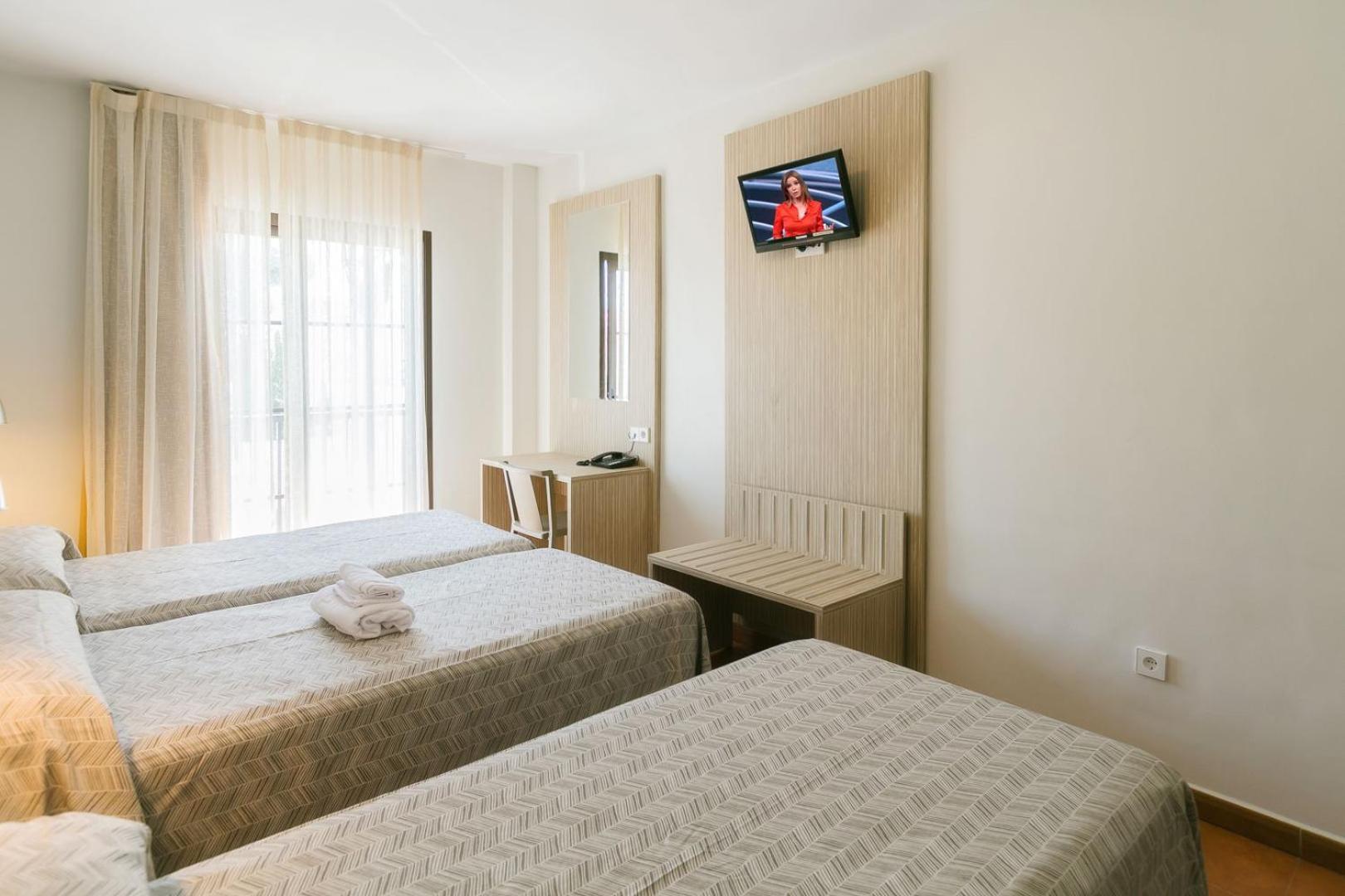 Hotel Galicia Фуэнхирола Экстерьер фото