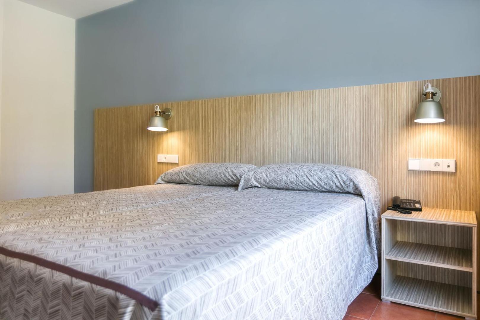 Hotel Galicia Фуэнхирола Экстерьер фото