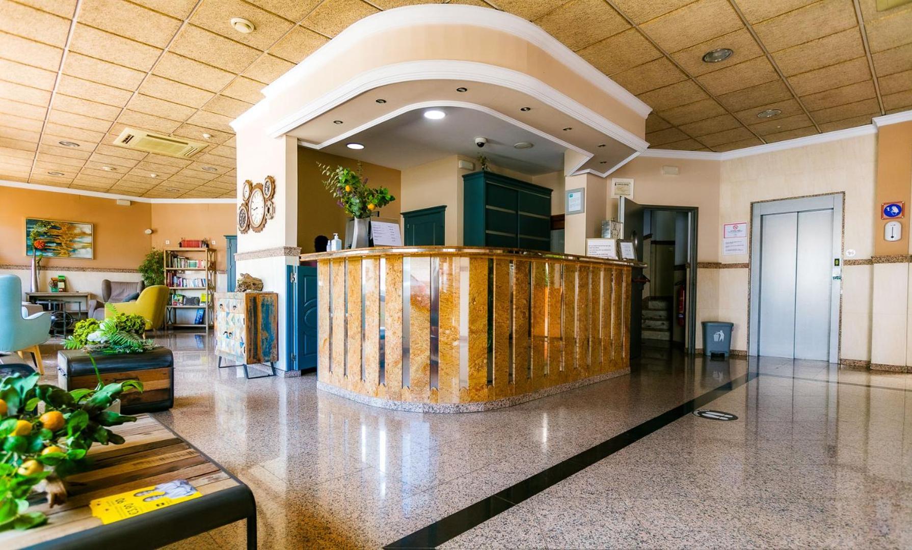 Hotel Galicia Фуэнхирола Экстерьер фото